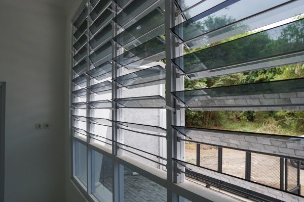 Cost of Jalousie Window Repair in Hudsonville